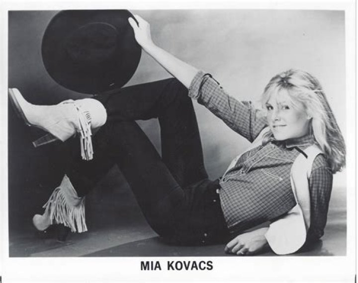 Ceil Cabot Biography, Age, Height, Husband, Net Worth, Family