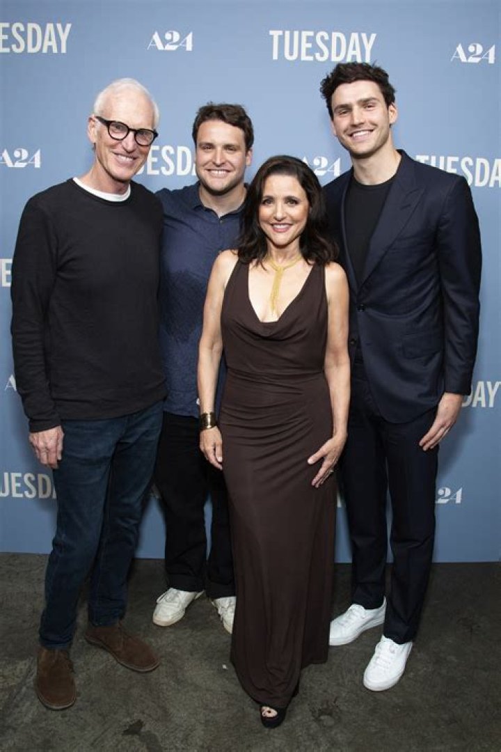 Charlie Hall Biography, Age, Height, Wife, Net Worth, Family