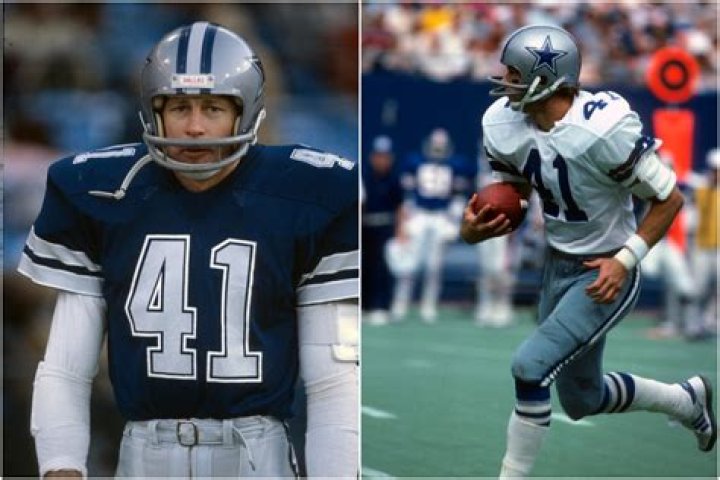 Charlie Waters biografía, edad, altura, esposo, net worth, familia