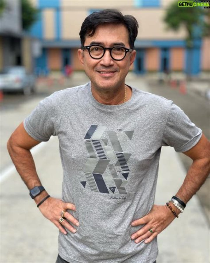 Chatchai Plengpanich Biography, Age, Height, Wife, Net Worth, Family