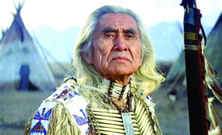 Chief Dan George Biography, Age, Height, Wife, Net Worth, Family
