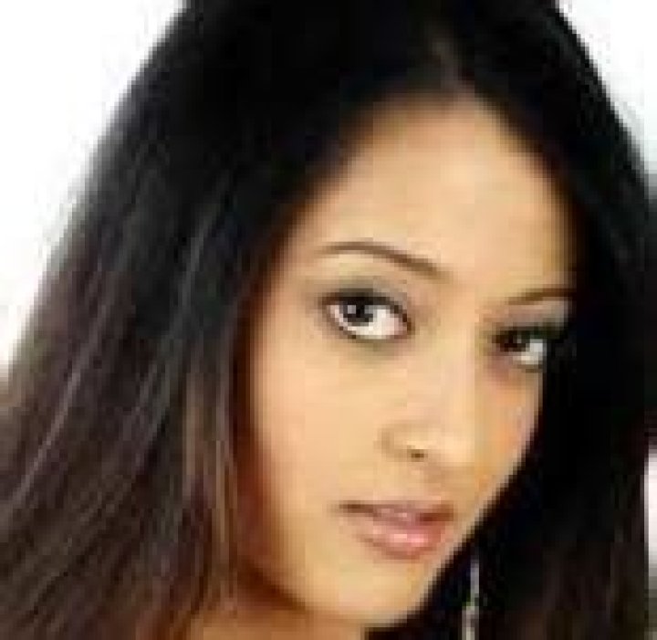 Chigusa Takaku Biography, Age, Height, Husband, Net Worth, Family