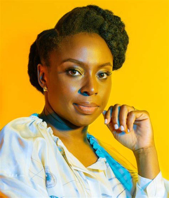 Chimamanda Ngozi Adichie Biography, Age, Height, Husband, Net Worth, Family