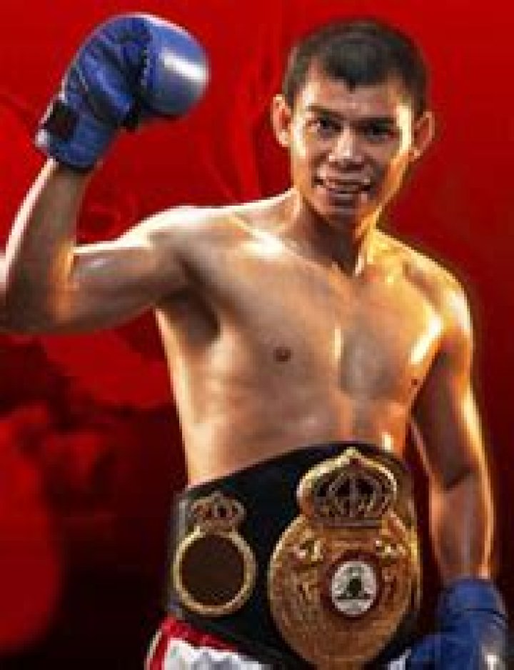 Chris John Biography, Age, Height, Wife, Net Worth, Family