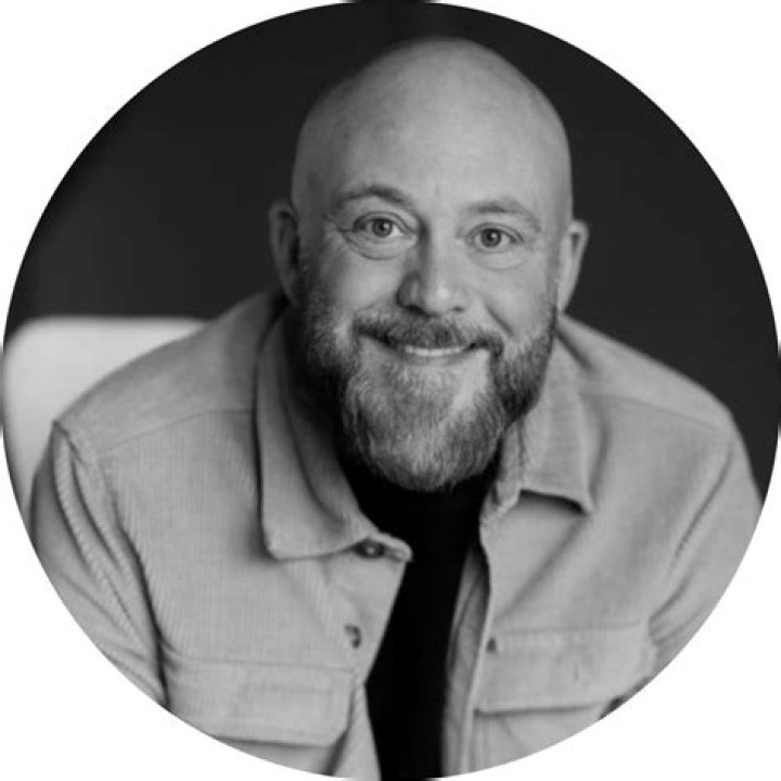 Chris Spradlin Biography, Age, Height, Wife, Net Worth, Family