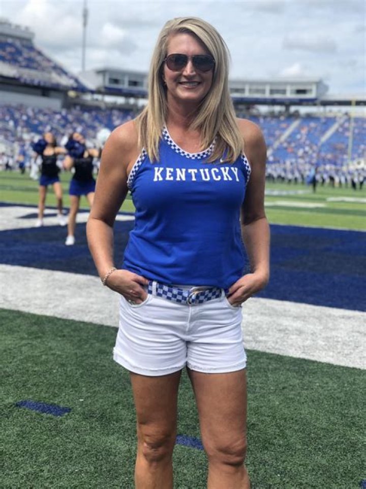 Christi Thomas Biography, Age, Height, Husband, Net Worth, Family