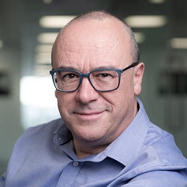 Christopher Bishop Biography, Age, Height, Wife, Net Worth, Family