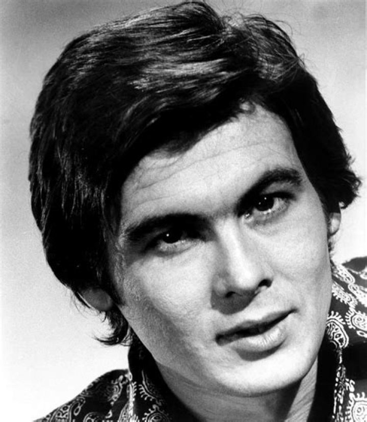 Christopher Jones (actor) Biography, Age, Height, Wife, Net Worth and Family