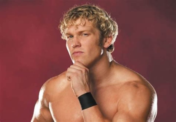 Christopher Nowinski Biography, Age, Height, Wife, Net Worth, Family