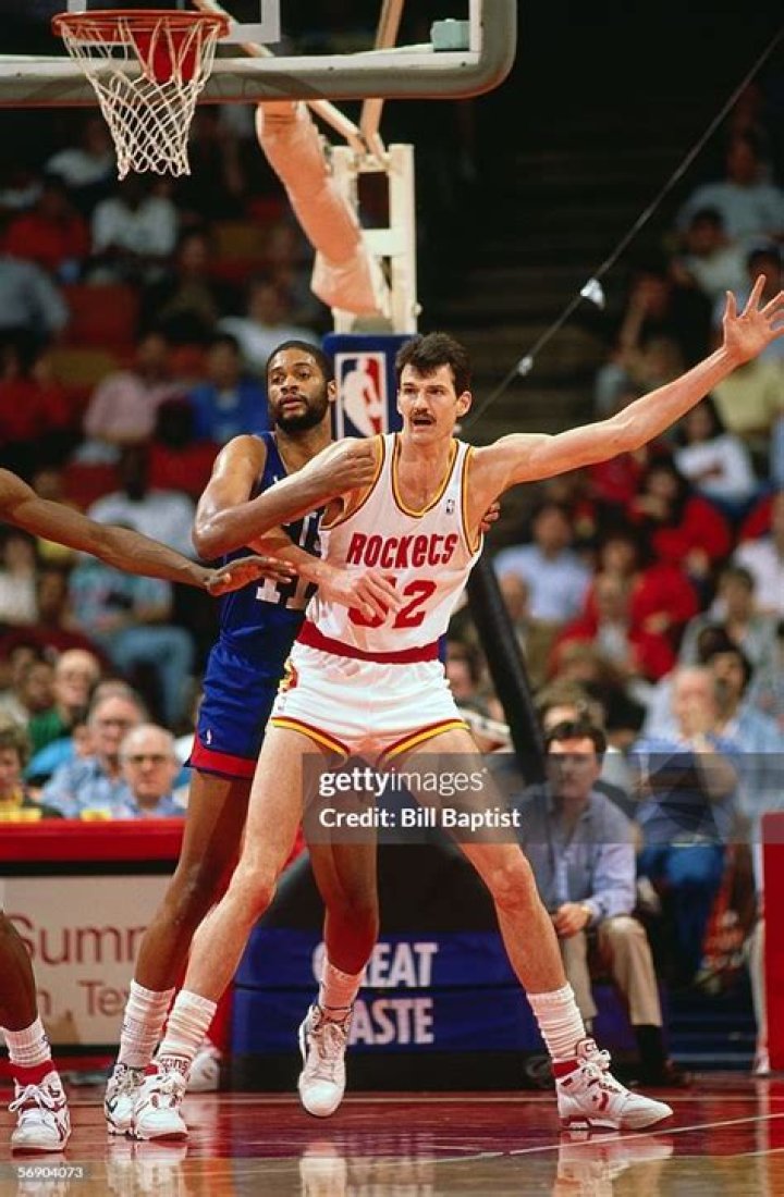 Chuck Nevitt Biography, Age, Height, Wife, Net Worth, Family