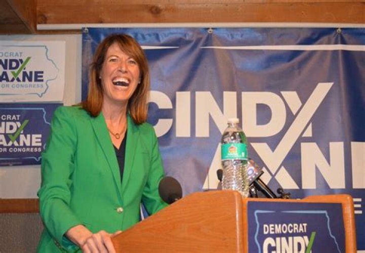 Cindy Axne Biography, Age, Height, Husband, Net Worth, Family