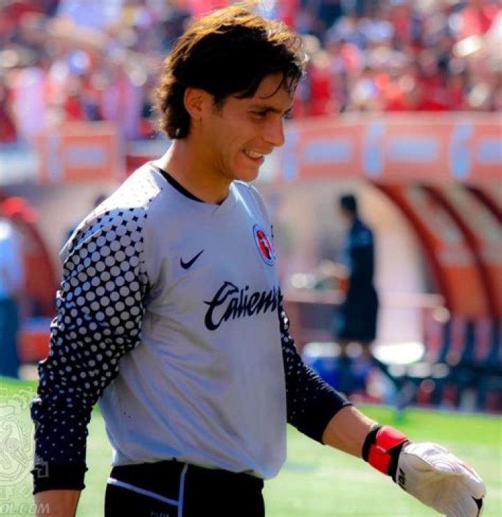 Cirilo Saucedo Biography, Age, Height, Wife, Net Worth, Family