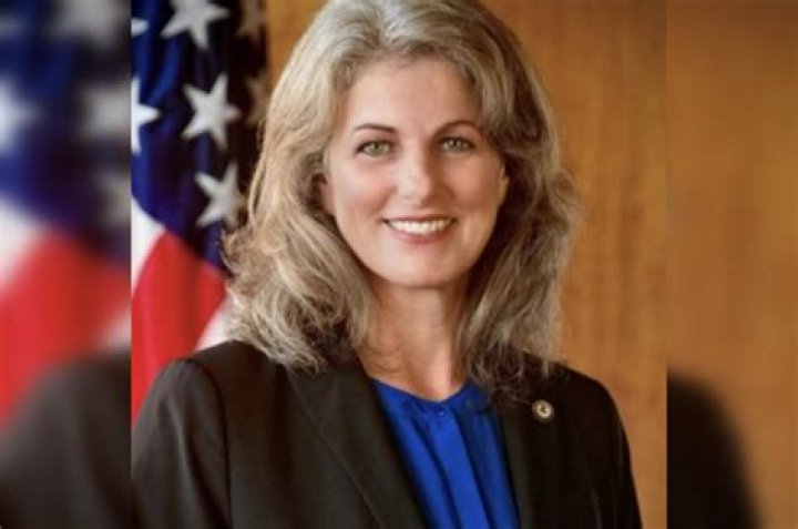 Clare E. Connors Biography, Age, Height, Husband, Net Worth, Family