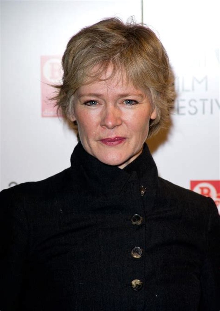 Clare Holman Biography, Age, Height, Husband, Net Worth, Family