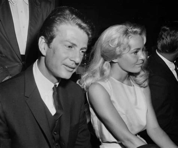 Claude Harz Biography, Age, Height, Husband, Net Worth, Family