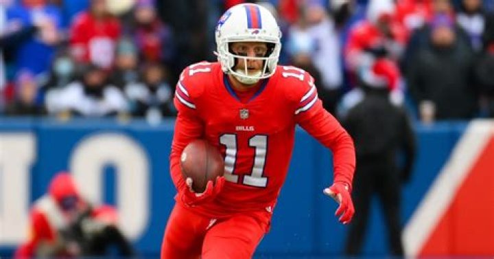 Cole Beasley Biography, Age, Height, Wife, Net Worth, Family