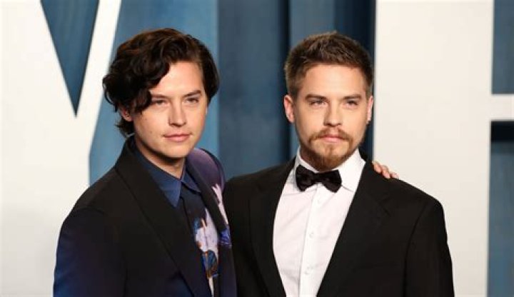 Cole Sprouse Biography, Age, Height, Wife, Net Worth, Family