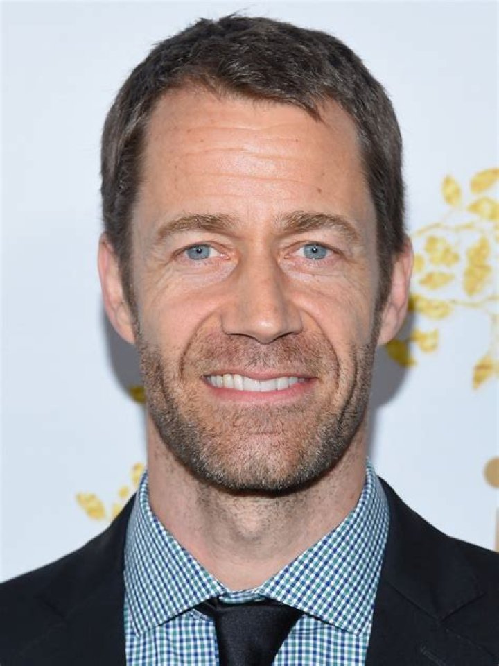 Colin Ferguson biografía, edad, altura, esposo, net worth, familia