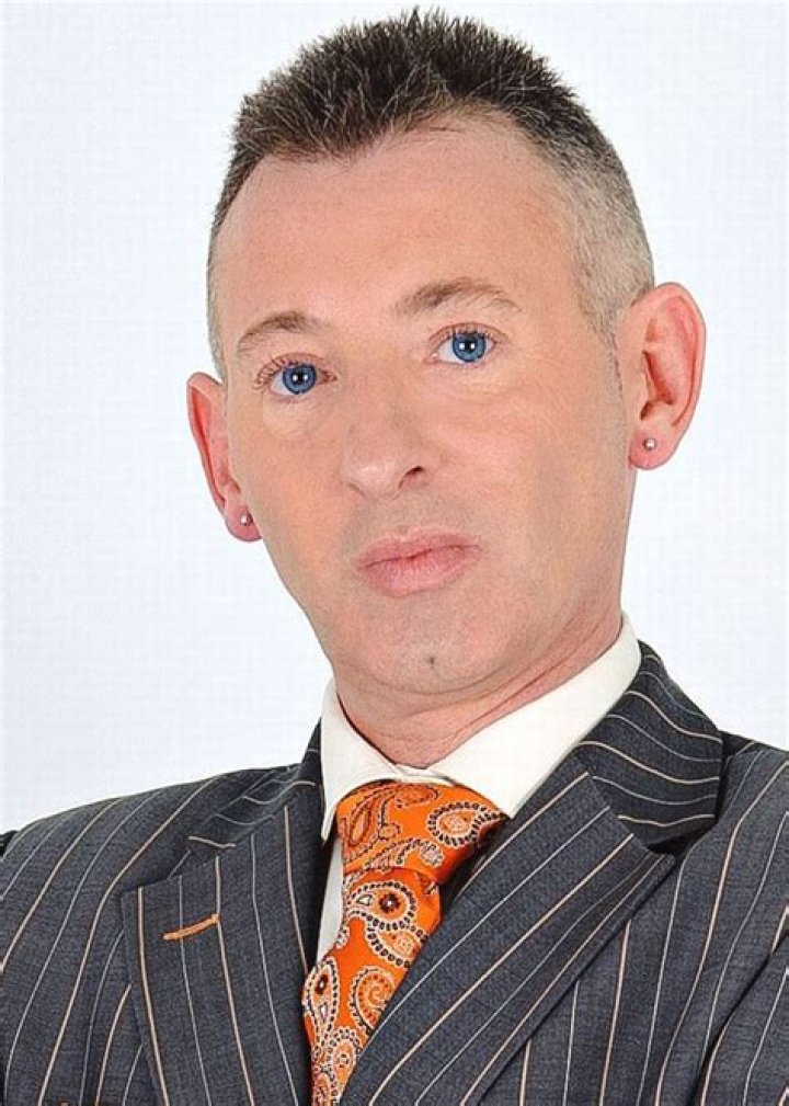 Colin Fry Biography, Age, Height, Wife, Net Worth, Family