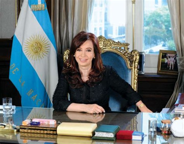Cristina Fernández de Kirchner Biography, Age, Height, Husband, Net Worth, Family