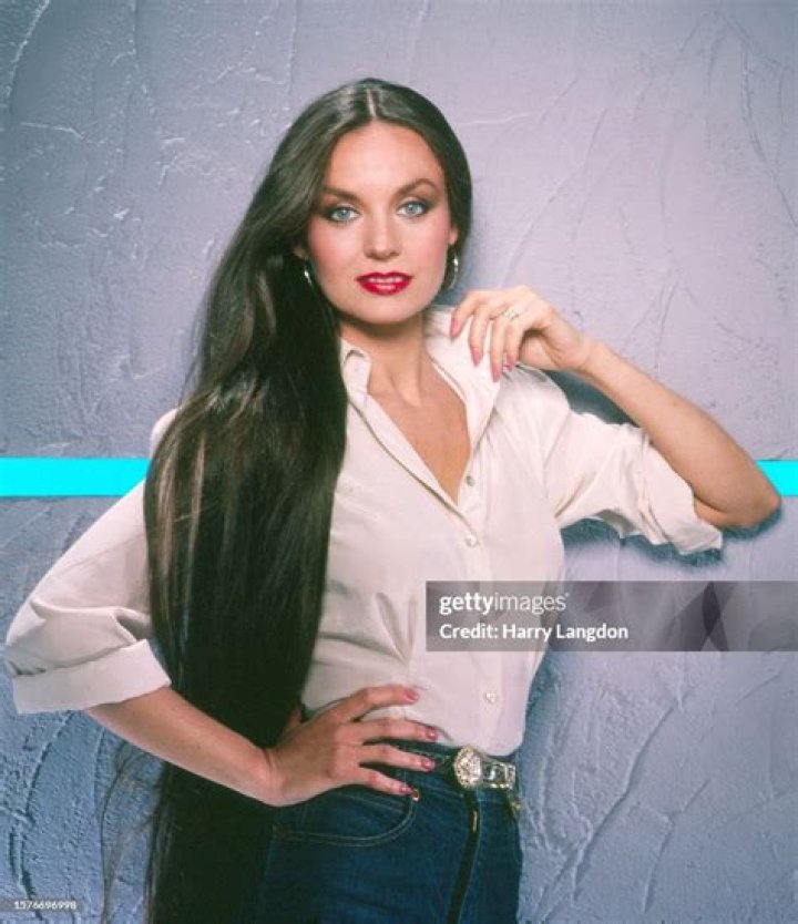 Crystal Gayle biografía, edad, altura, esposa, net worth, familia