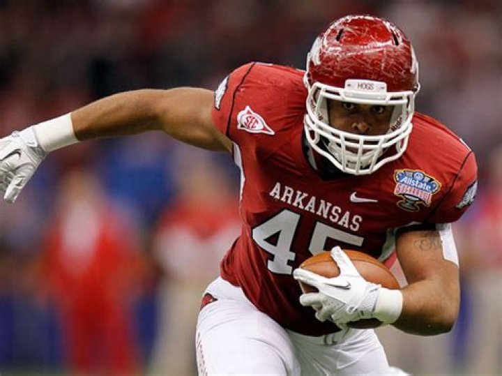 D. J. Williams Biography, Age, Height, Wife, Net Worth, Family