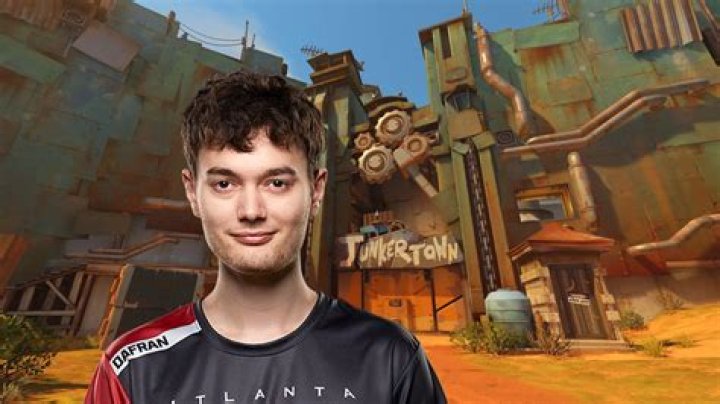 Dafran Biography, Age, Height, Wife, Net Worth, Family