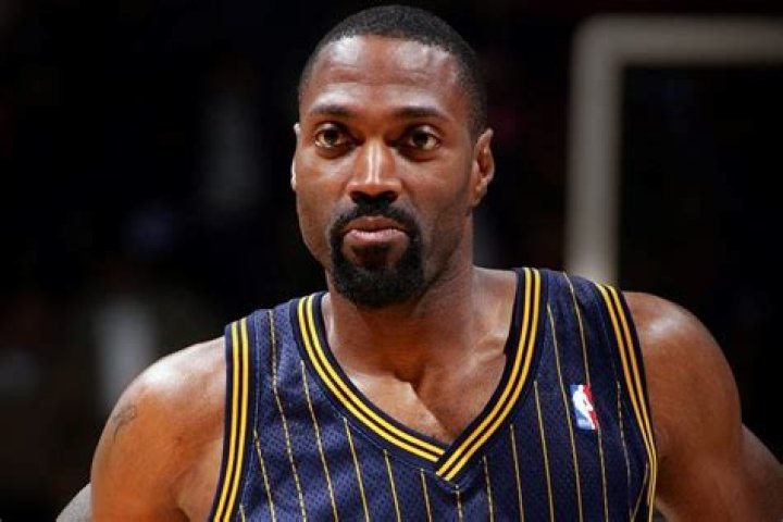 Dale Davis Biography, Age, Height, Wife, Net Worth, Family