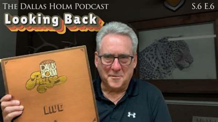 Dallas Holm Biography, Age, Height, Wife, Net Worth and Family