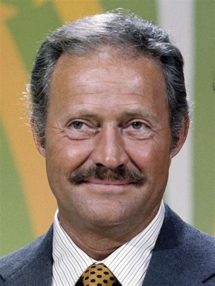 Dan Rowan Biography, Age, Height, Wife, Net Worth, Family