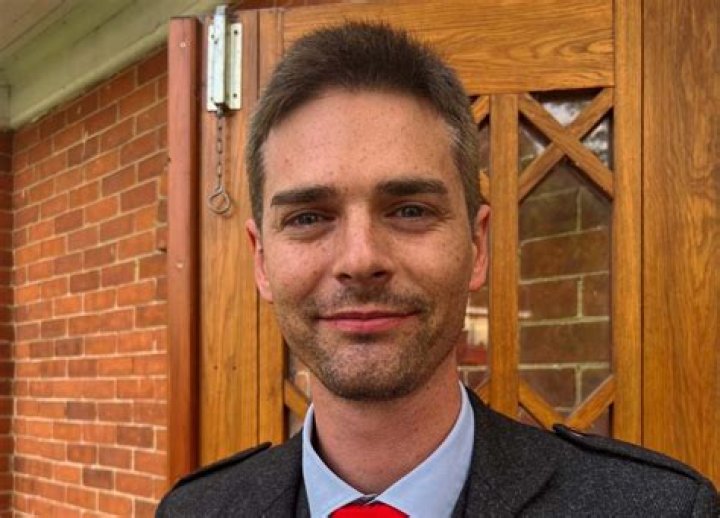 Daniel Carr Biography, Age, Height, Wife, Net Worth, Family