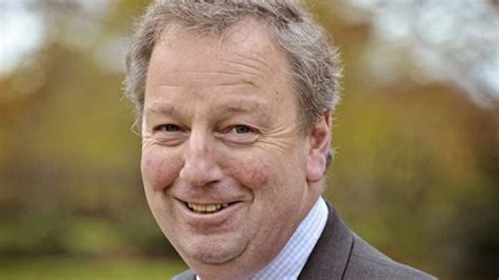 Danny Kinahan Biography, Age, Height, Wife, Net Worth, Family