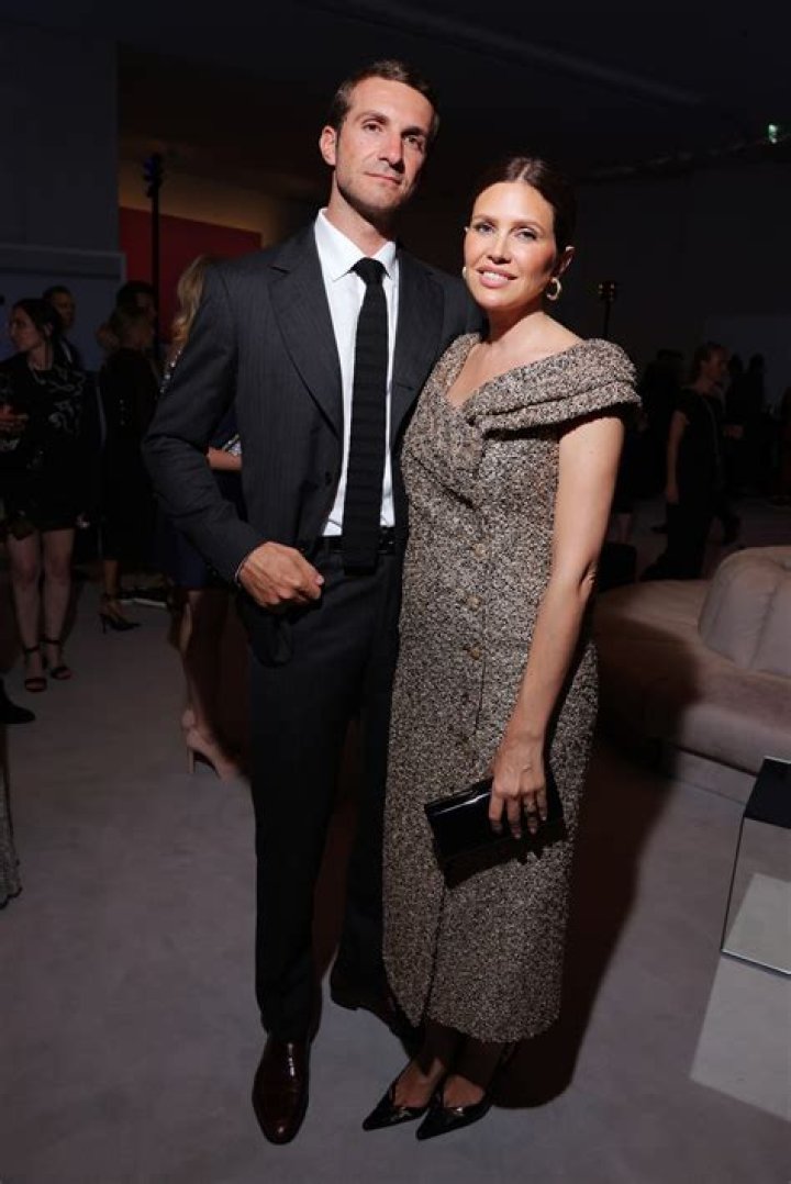 Dasha Zhukova Biography, Age, Height, Husband, Net Worth, Family