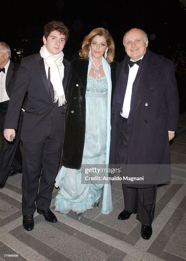 David Nahmad Biography, Age, Height, Wife, Net Worth and Family