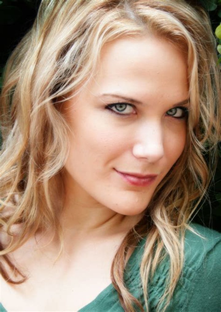 Dawn Himel Biography, Age, Height, Husband, Net Worth, Family