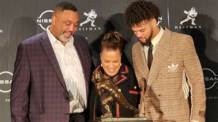 Dayna Price Biography, Age, Height, Husband, Net Worth, Family