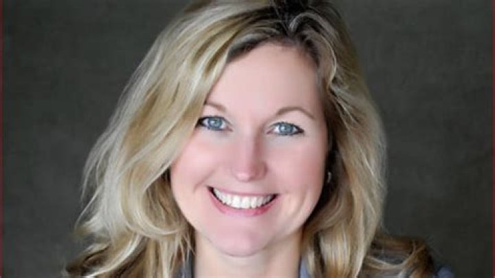 Debra Armstrong Biography, Age, Height, Husband, Net Worth, Family