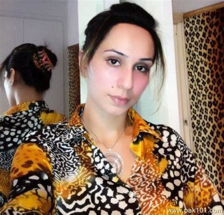 Deedar Biography, Age, Height, Husband, Net Worth, Family