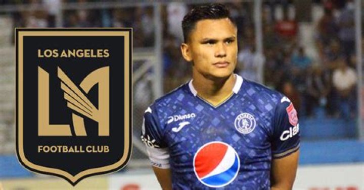 Denil Maldonado Biography, Age, Height, Wife, Net Worth, Family