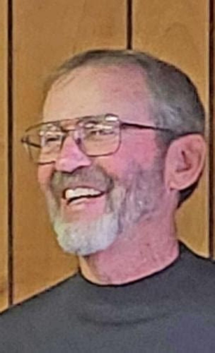 Dennis L. Montgomery Biography, Age, Height, Wife, Net Worth, Family