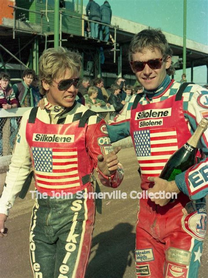 Dennis Sigalos Biography, Age, Height, Wife, Net Worth, Family