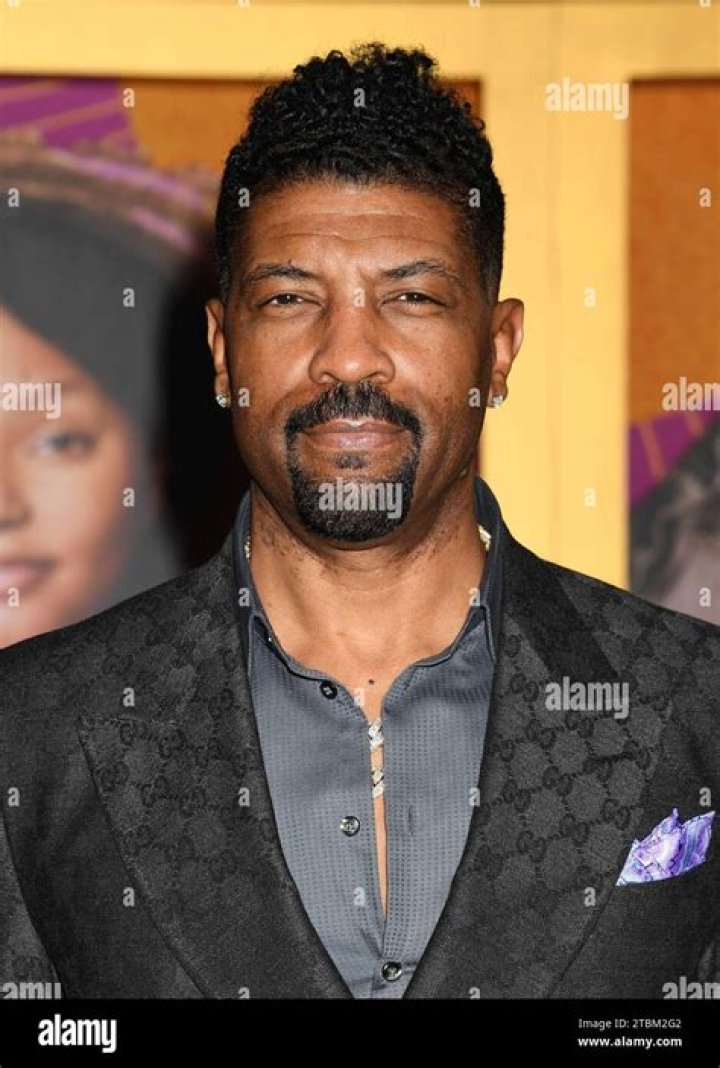 Deon Cole Biography, Age, Height, Wife, Net Worth, Family