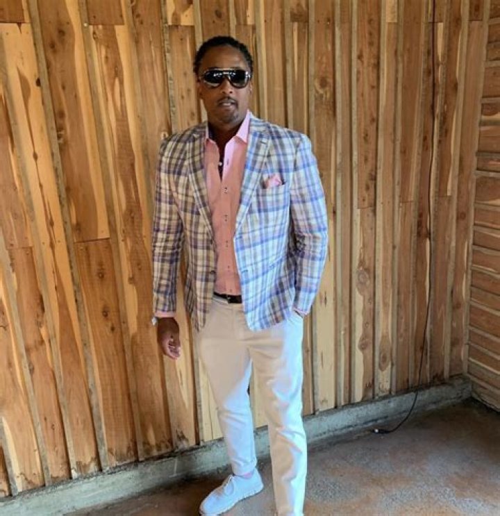 DeRon Jenkins Biography, Age, Height, Wife, Net Worth, Family