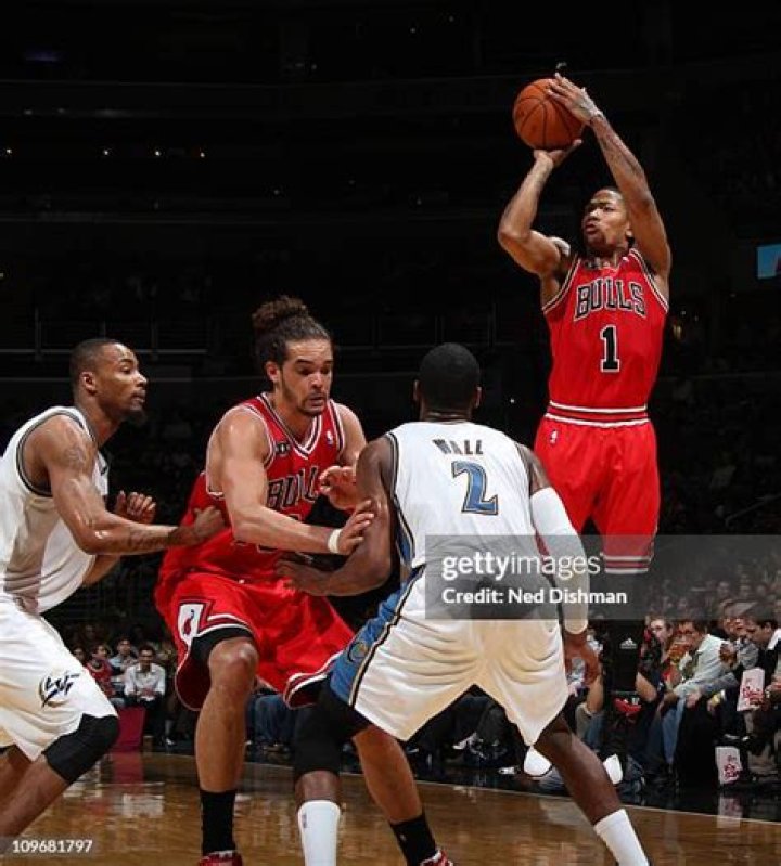 Derrick Lewis Biography, Age, Height, Wife, Net Worth, Family