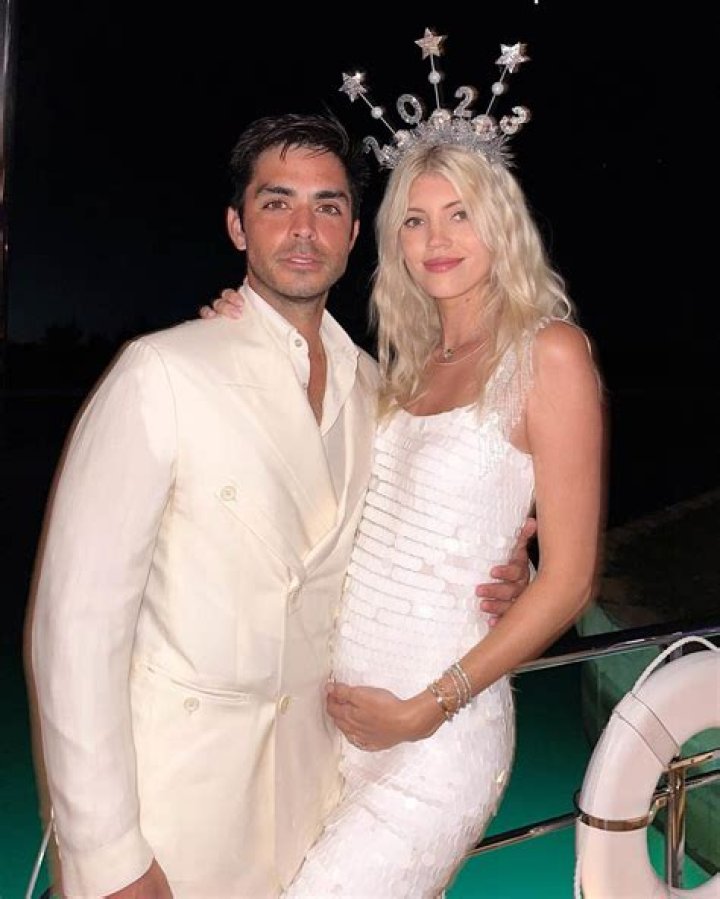 Devon Windsor Biography, Age, Height, Husband, Net Worth, Family