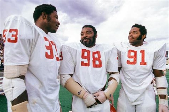 Dewey Selmon Biography, Age, Height, Wife, Net Worth, Family