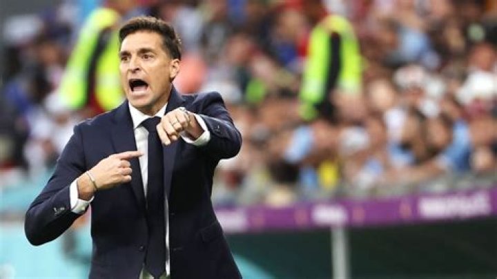 Diego Alonso Biography, Age, Height, Wife, Net Worth, Family