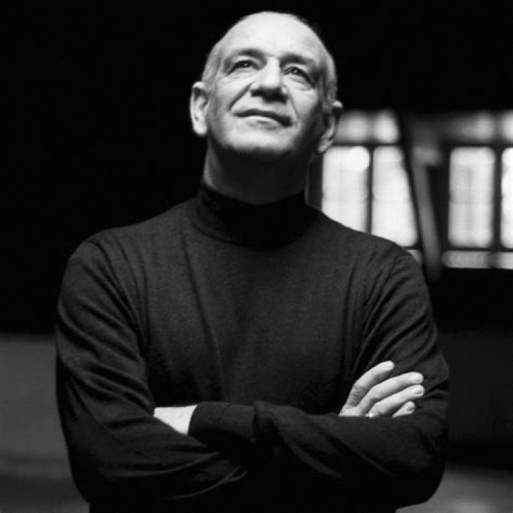 Dimitris Mitropanos Biography, Age, Height, Wife, Net Worth, Family