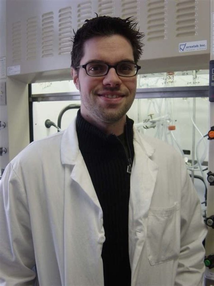 Dominic Janes Biography, Age, Height, Wife, Net Worth, Family