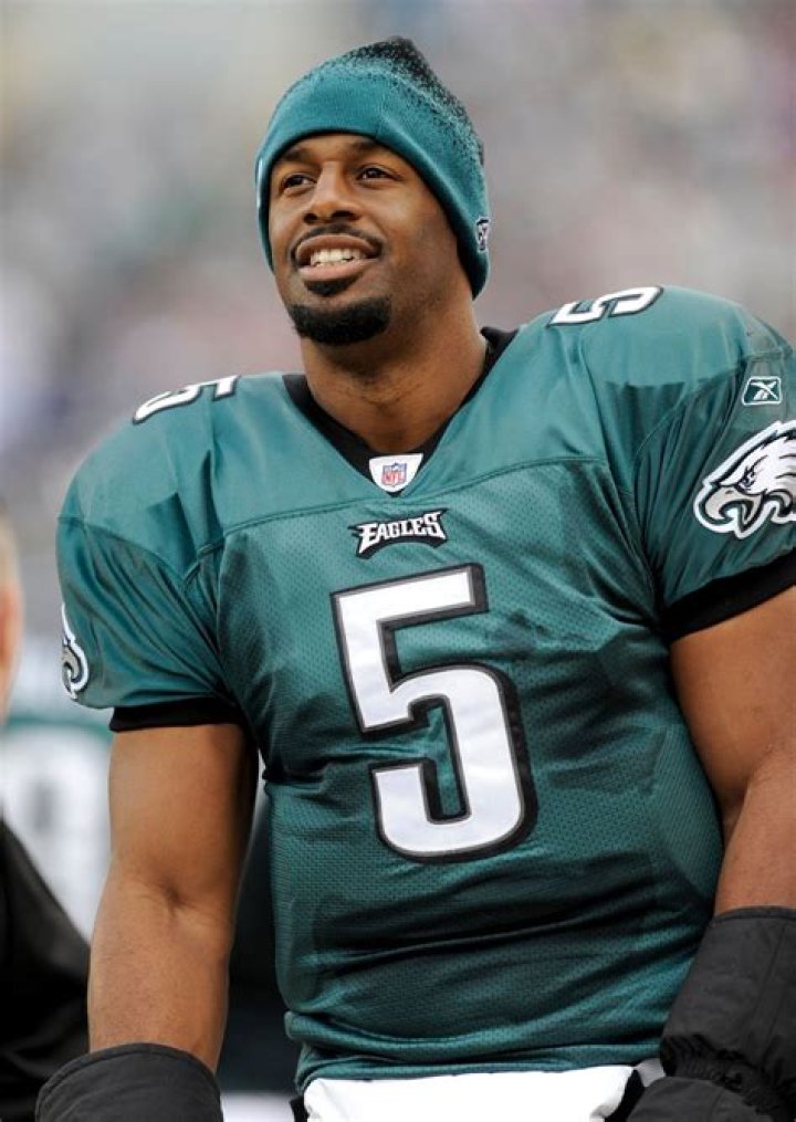Donovan McNabb Biography, Age, Height, Wife, Net Worth, Family
